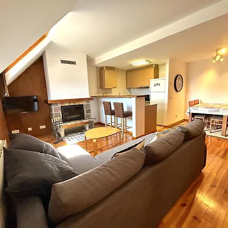 Apartment Duplex Amb Vistes Fantastiques Al Centre D'esterri D'aneu By Rural D'aneu *